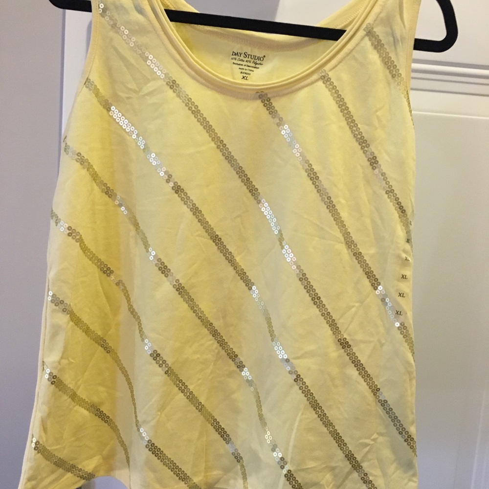 New BAY STUDIO Yellow Sequin Sleeveless Tank Top Size XL